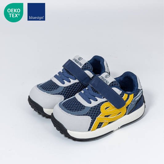 Wide Toe Active Sneaker