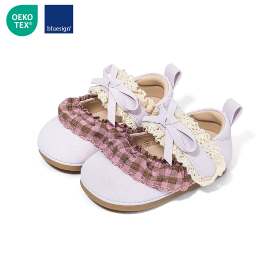 Lila Lace Wide Toe Mary Jane