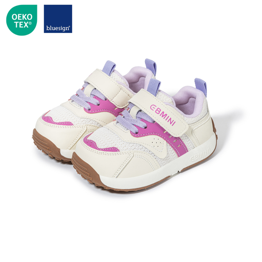 Wide Toe Everyday Sneaker