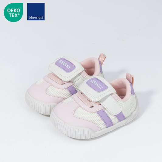 Wide Toe Everyday Play Sneaker