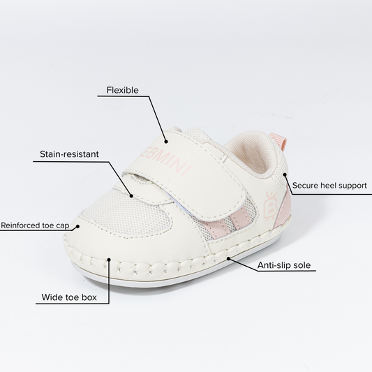 Everyday Wide Toe Sneaker