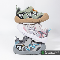 Discovery Wide Toe Mesh Sneaker