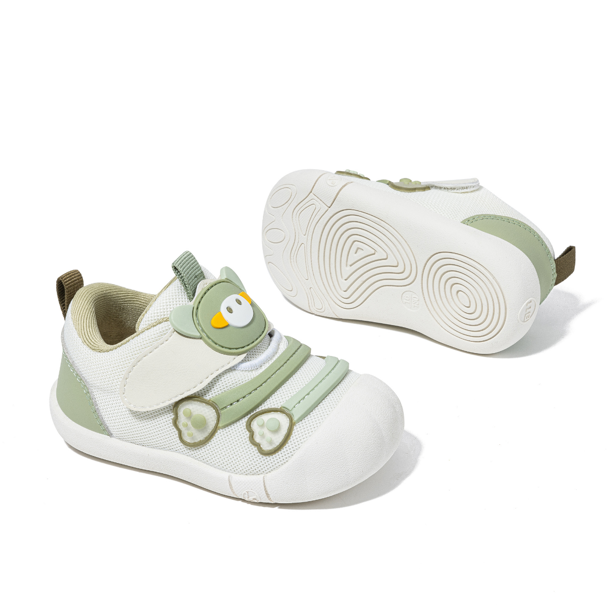 Wide Toe Harbor Sneaker